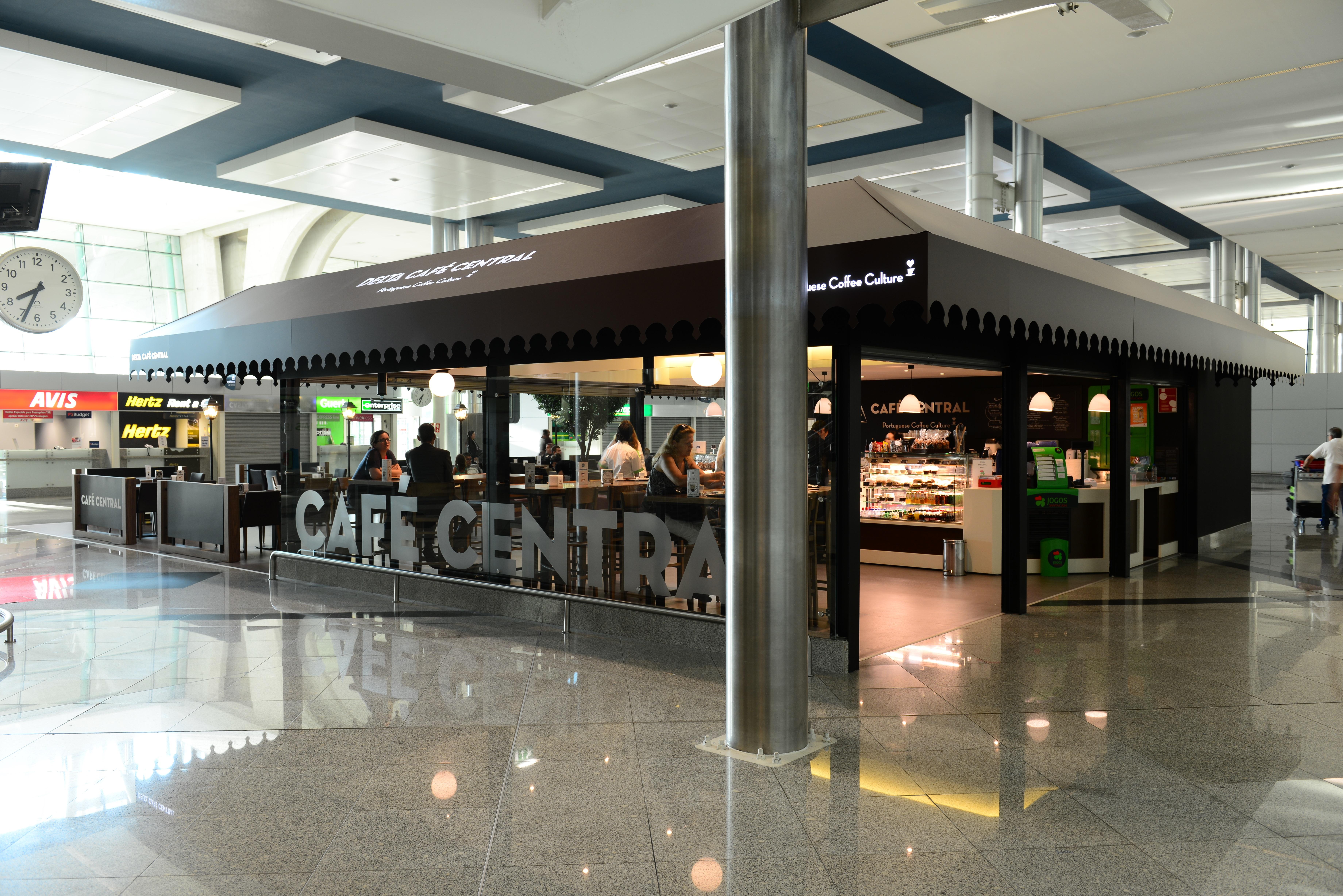 Areas is strengthening its presence in Porto Airport with the renovation of four outlets